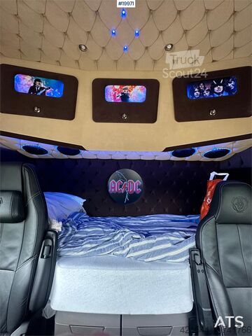 Standard-SZM Scania R540 4x2 Truck w/ Stiholt construction.