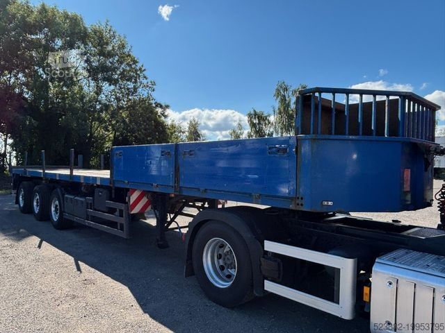 Werkplatform oplegger SCHMITZ CARGOBULL 2x Lenkachse*Stahltransporte*Heck ausziehbar