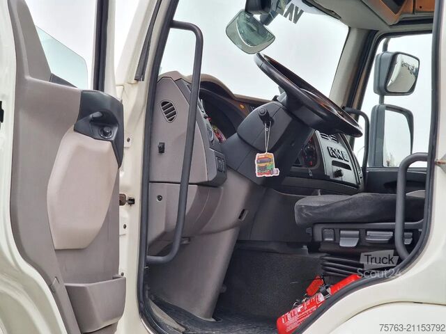 Gekoeld/bevroren transport DAF LF 16.260 4x2 Frigo Hultstein  - Zepro loadlift...