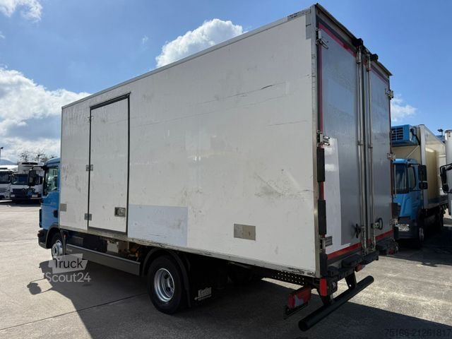 Camion frigorifique MAN TGL 12.220 L FLEISCH-Kühlk.*5 Rohrbahnen*THERMO
