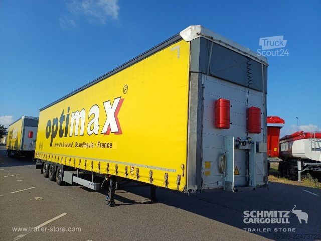 Semiremorcă deschisă cu prelată Schmitz Cargobull Curtainsider Mega Getränke