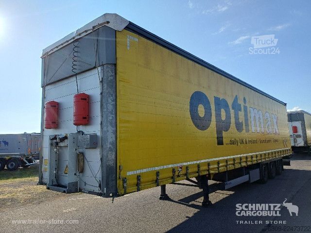 Semiremorcă deschisă cu prelată Schmitz Cargobull Curtainsider Mega Getränke