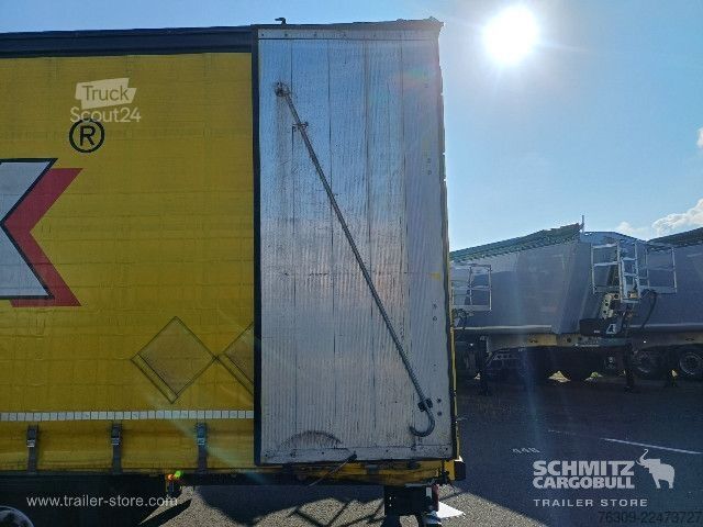 Semiremorcă deschisă cu prelată Schmitz Cargobull Curtainsider Mega Getränke