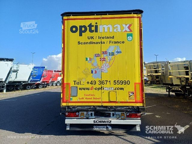 Semiremorcă deschisă cu prelată Schmitz Cargobull Curtainsider Mega Getränke