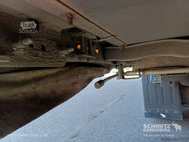 Semiremorcă deschisă cu prelată Schmitz Cargobull Curtainsider Mega Getränke