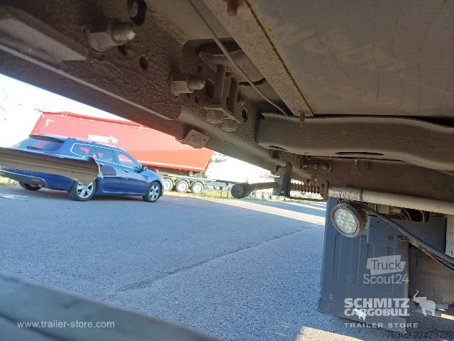 Semiremorcă deschisă cu prelată Schmitz Cargobull Curtainsider Mega Getränke