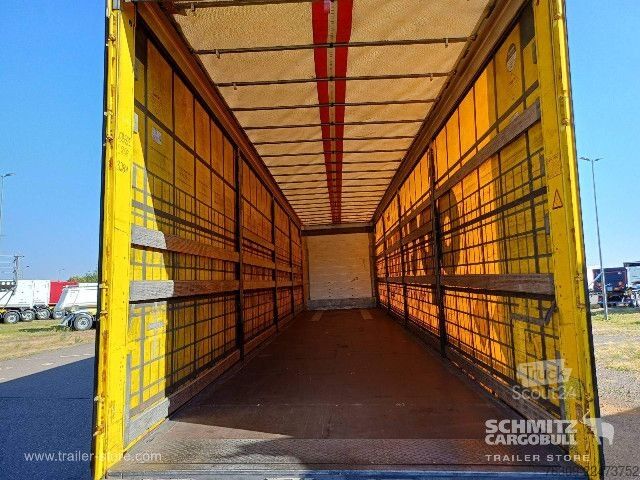 Semiremorcă deschisă cu prelată Schmitz Cargobull Curtainsider Mega Getränke