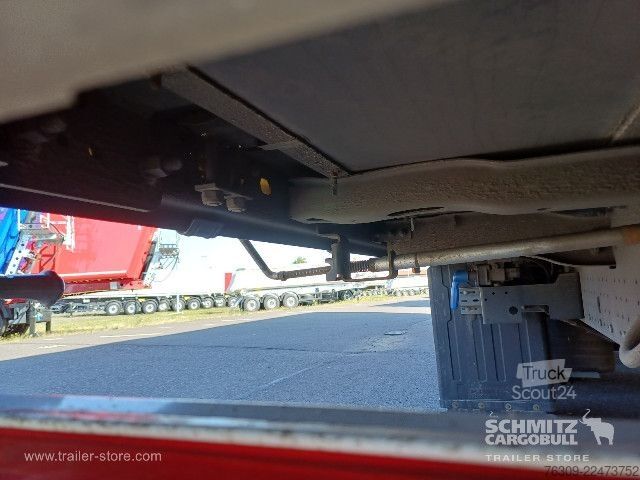Semiremorcă deschisă cu prelată Schmitz Cargobull Curtainsider Mega Getränke