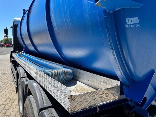 Autocisternă MAN TGA 36.310 6x2-2 BL EURO 3 Water Tank