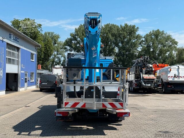 Platformă de lucru montată pe camion MAN TGL 8.160 4X2 BB Hubarbeitsbühne Ruthmann T300.4