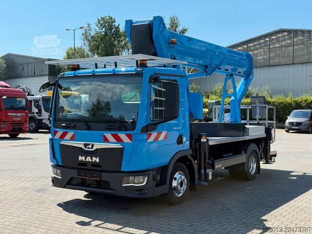 Platformă de lucru montată pe camion MAN TGL 8.160 4X2 BB Hubarbeitsbühne Ruthmann T300.4
