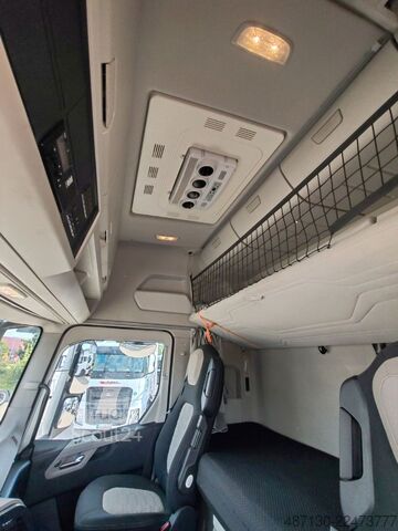 Trator de grande volume FORD F-MAX 500 LUXURY Mega