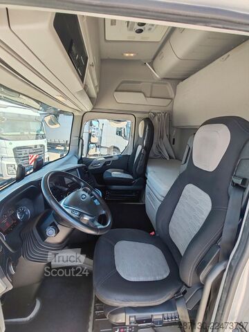 Trator de grande volume FORD F-MAX 500 LUXURY Mega