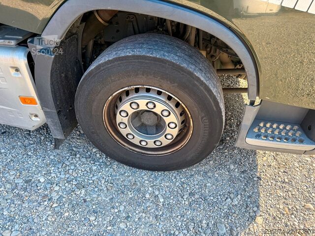 Camião plataforma com lona VOLVO FH500 Pritsche Plane Edscha Autom.