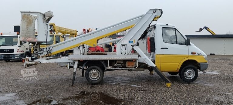 Dostavno vozilo s kesonom Mercedes-Benz Sprinter Multitel 180 ALU AF - 18 m