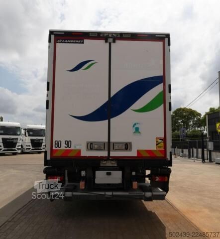 Camion refrigerato Renault D26 WIDE 380 DXI