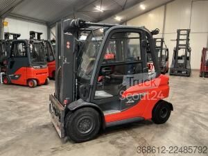 Front loader forklift Linde H 35 T 01