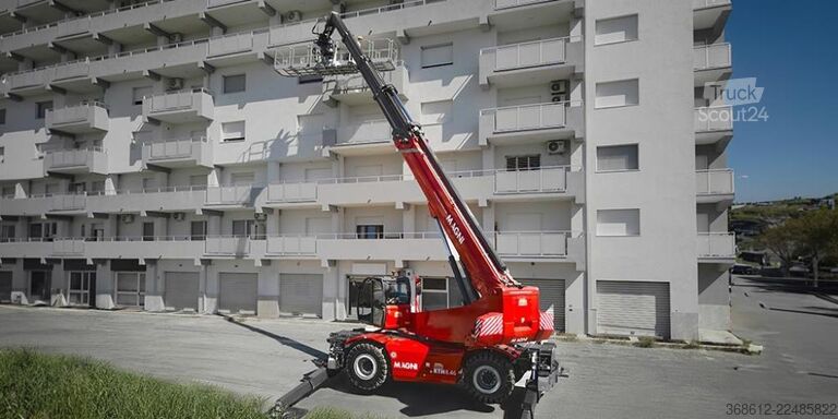 Telehandler Magni RTH 8.46