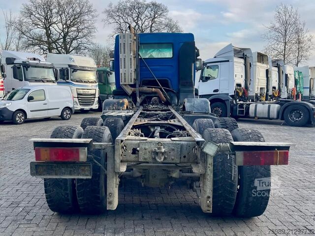 Schwerlast Renault Kerax 380 8x4 , PTO, full spring !!!