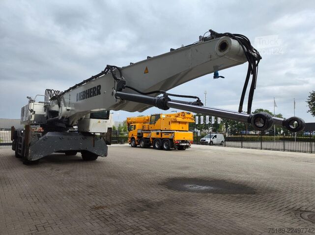 Stroj na manipuláciu s materiálom Liebherr LH80M Litronic