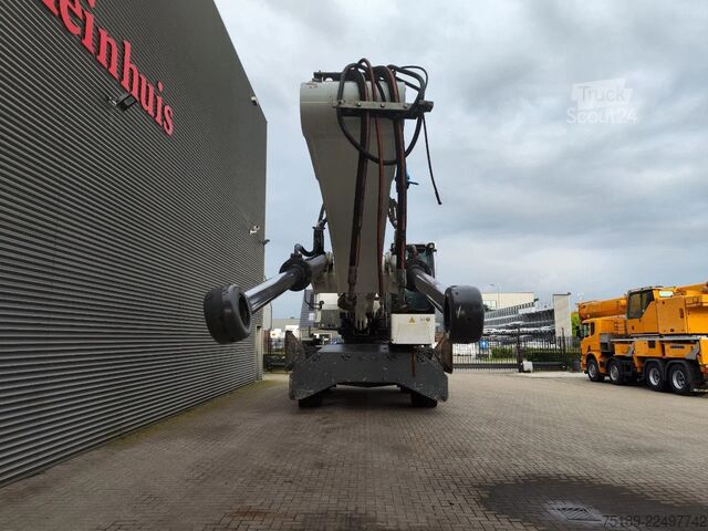Stroj na manipuláciu s materiálom Liebherr LH80M Litronic