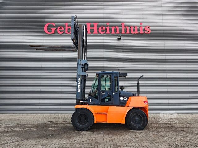 Vysokozdvižný vozík Doosan D80S-7 1585 Hours!