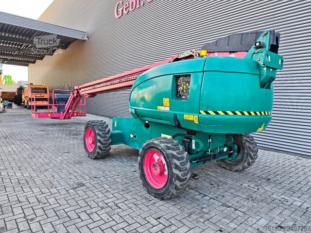 Teleszkópos platform JLG 660 SJ