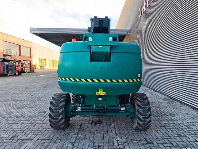 Teleszkópos platform JLG 660 SJ