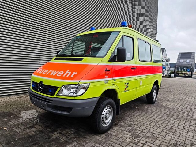 Tűzoltóautó Mercedes-Benz Sprinter 314 4x4 Petrol Feuerwehr 9900 KM!