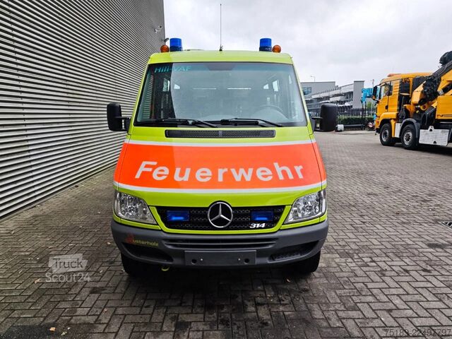 Tűzoltóautó Mercedes-Benz Sprinter 314 4x4 Petrol Feuerwehr 9900 KM!