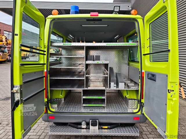 Tűzoltóautó Mercedes-Benz Sprinter 314 4x4 Petrol Feuerwehr 9900 KM!