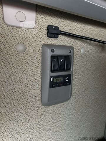 Standaard-SZM DAF XF 105 410 Space Cab / ATe / 698 dkm / Tacho V2...