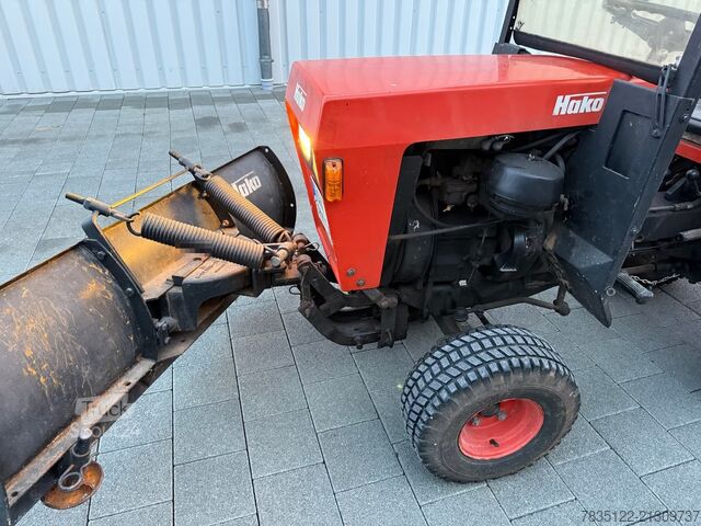 трактор Hako Hakotrac V490