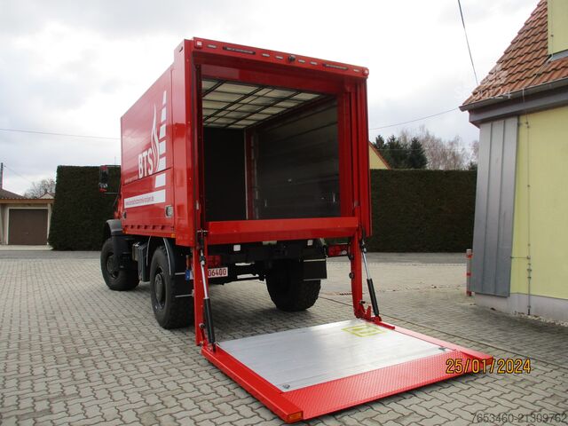 Gasilsko vozilo Mercedes-Benz Unimog U 5023