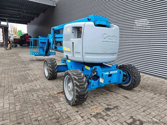 Plate-forme de travail télescopique articulée Genie Z-51/30J 4WD