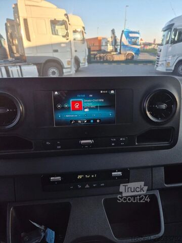 Skåpbil Mercedes-Benz SPRINTER 319 CDI L3 V6
