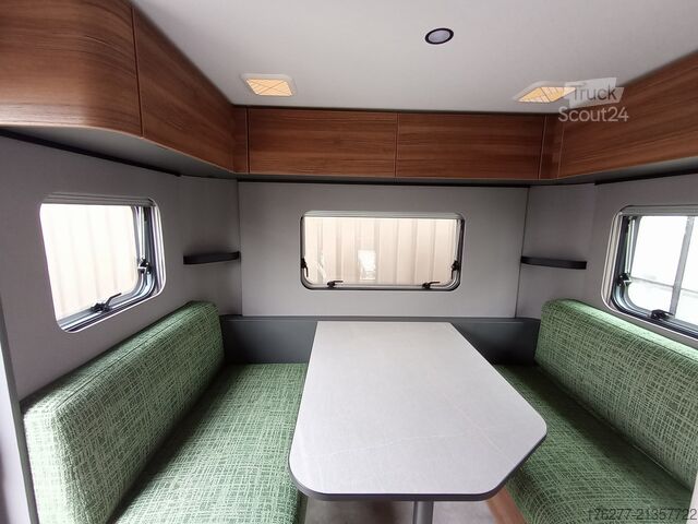 Potovalna prikolica Eriba Feeling 470