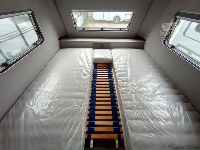 Potovalna prikolica Eriba Feeling 470