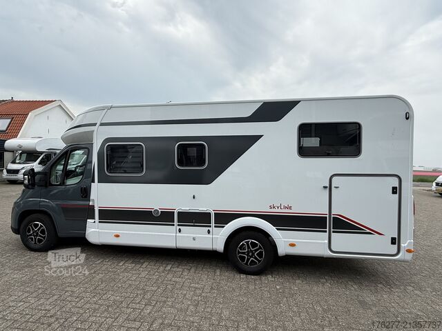 Pusintegrālais Burstner Lyseo T 726 Skyline - Fiat