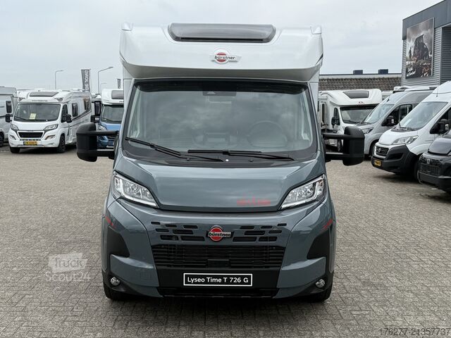 Pusintegrālais Burstner Lyseo T 726 Skyline - Fiat