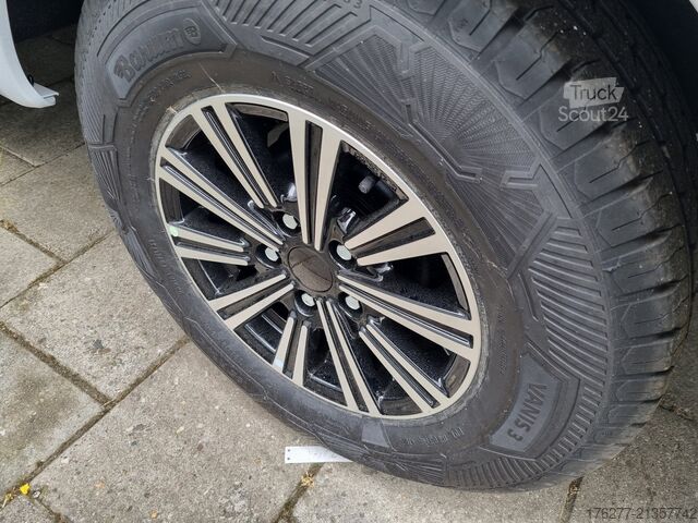 Potovalna prikolica Burstner Premio 460 TL