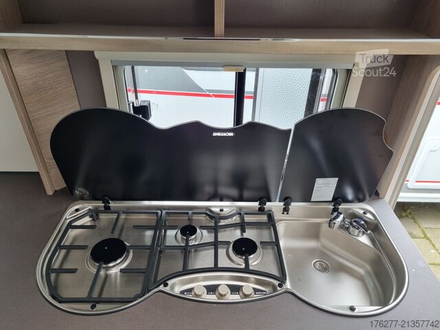 Potovalna prikolica Burstner Premio 460 TL