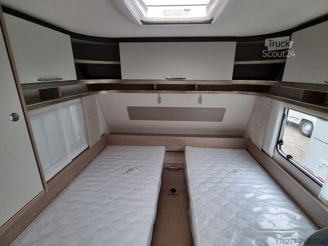 Potovalna prikolica Burstner Premio 460 TL