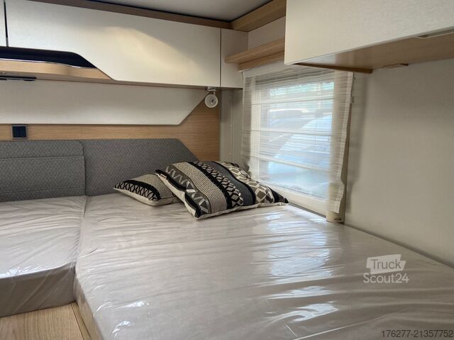 Semintegral Hymer B MC T 600 Mercedes WhiteLine