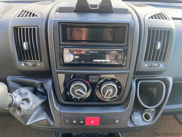 Półcałkowity Pilote Essential 656 GJ Fiat