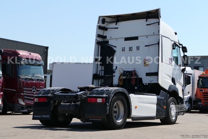 Standardowy ciągnik siodłowy RENAULT T 480 High Cab 2 XL Tanks Retarder Euro 6