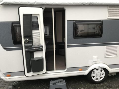 Wohnwagen Hobby Prestige 495 UL MoverWigo MarkiseFahrradträger