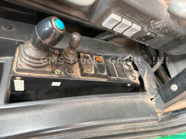 Kiper kamion IVECO Trakker 410 / 6X4 / Full steel / Manual Retarder