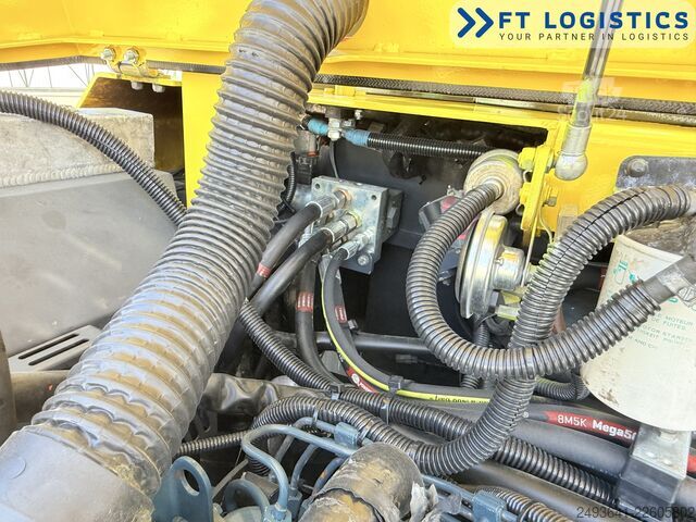 četruvirzienu iekrāvējs Combilift CB3000 DIESEL TRIPLEX 5500 FREE-LIFT