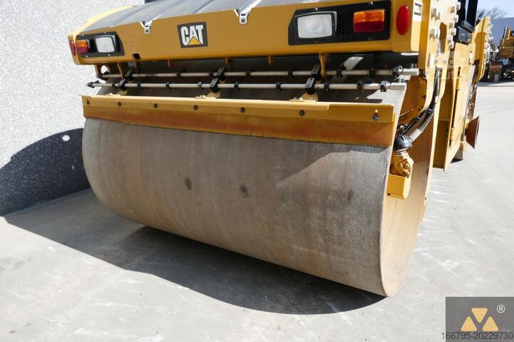 Tandemwalze Caterpillar CB13